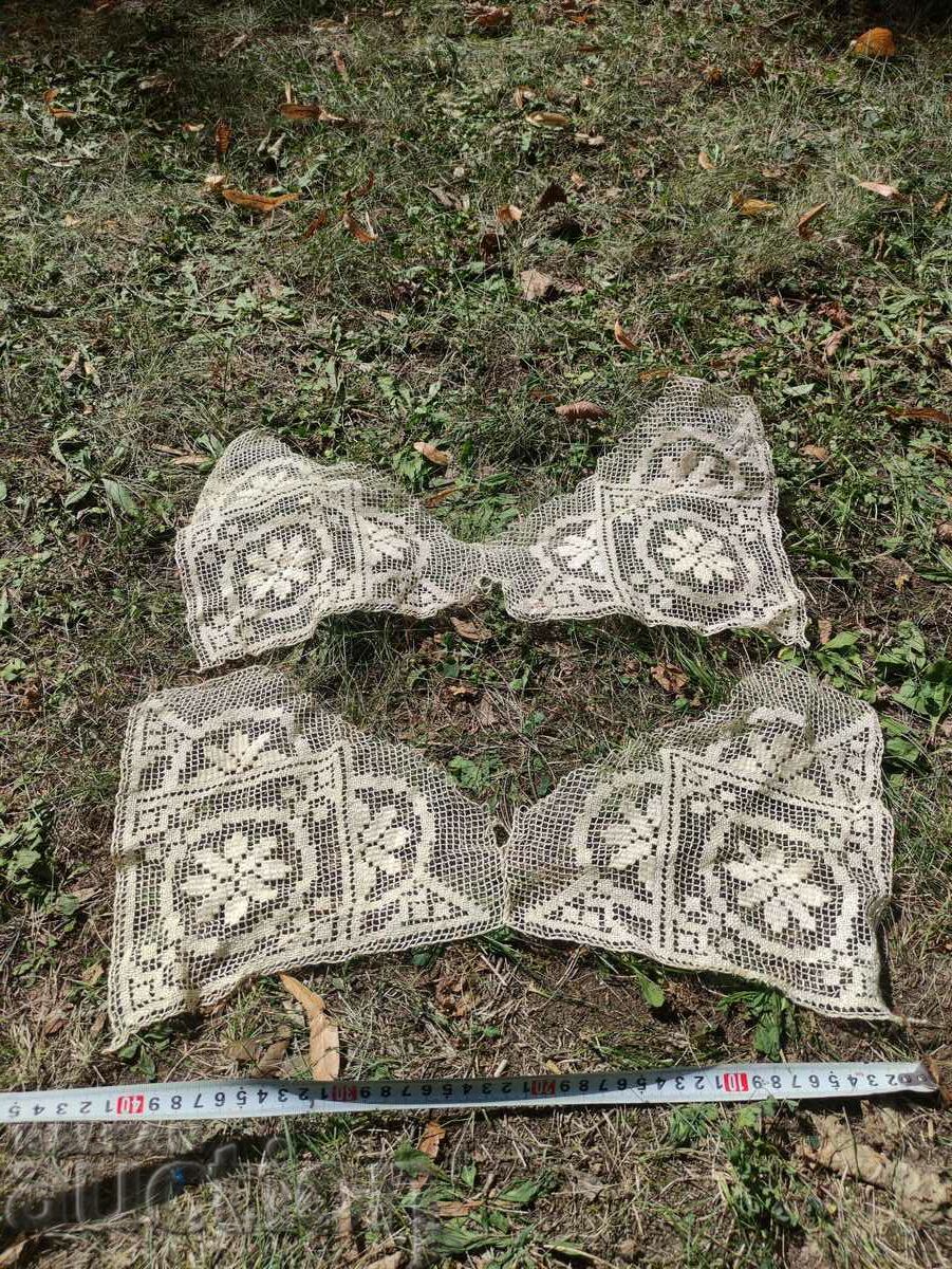 Delivery of Two small laces Delivery of Two small laces