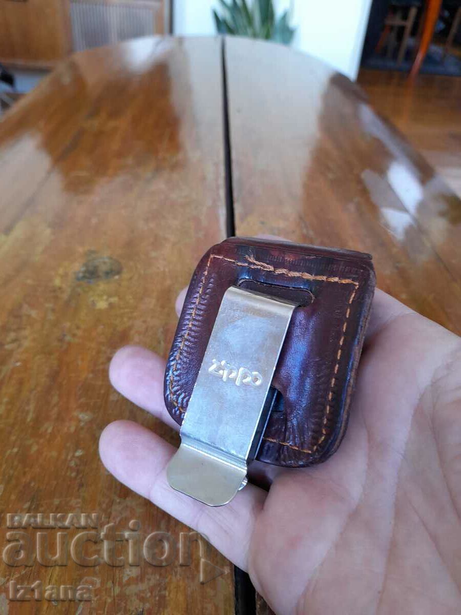 Δημοπρασία Δερμάτινη θήκη για αναπτήρα Zippo Δημοπρασία Δερμάτινη θήκη για αναπτήρα Zippo