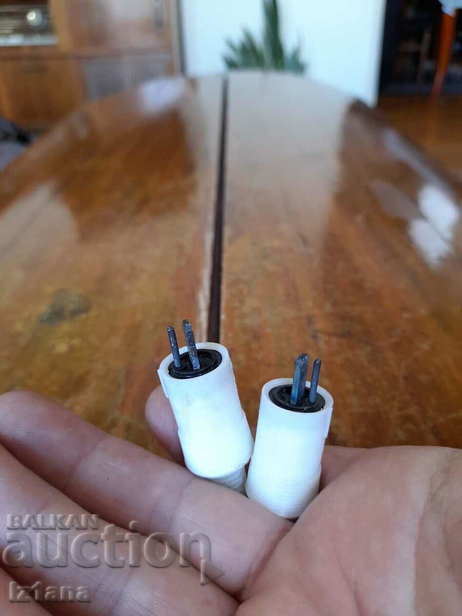 Old audio socket, sockets with price 15.00 BGN | € 7.67 Old audio socket, sockets with price 15.00 BGN | € 7.67