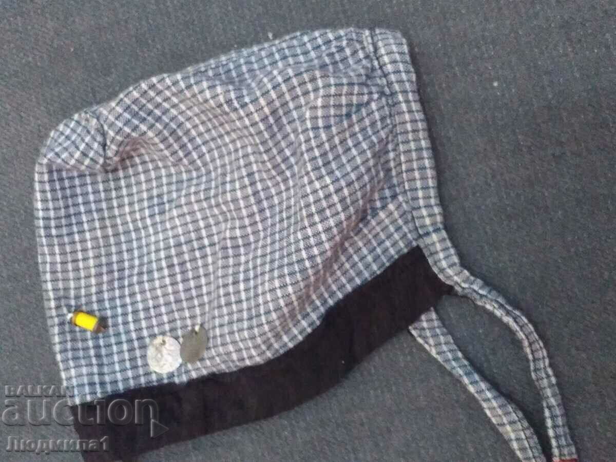 Auction OLD BABY'S HAT Auction OLD BABY'S HAT