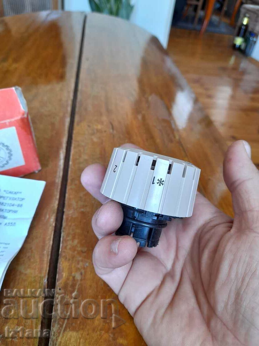 Old thermostatic regulator - 6 Old thermostatic regulator - 6