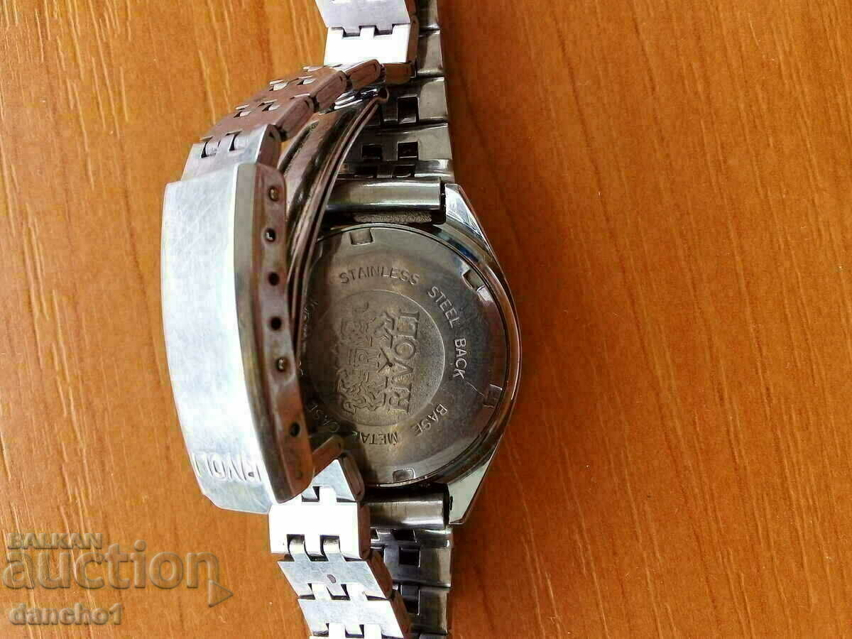 RIVOLI watch with price 15.00 BGN | € 7.67 RIVOLI watch with price 15.00 BGN | € 7.67