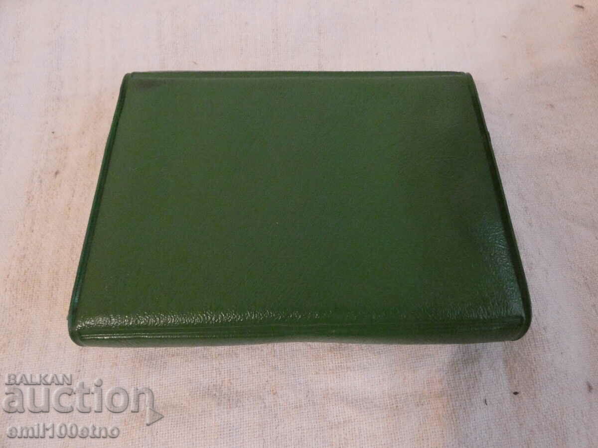 Case for 2 decks of BRIDGE cards with price 9.00 BGN | € 4.60