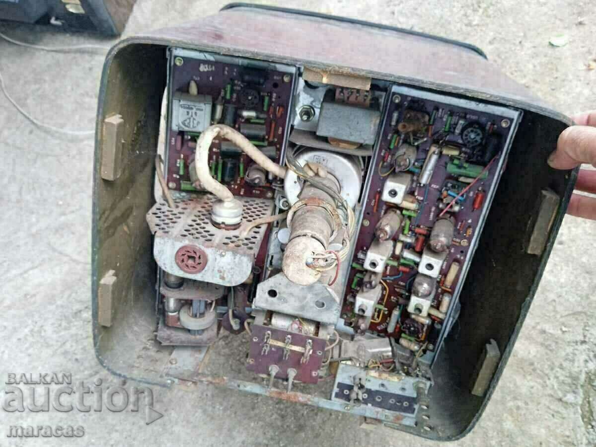 Παράδοση Παλιές τηλεοράσεις Παράδοση Παλιές τηλεοράσεις