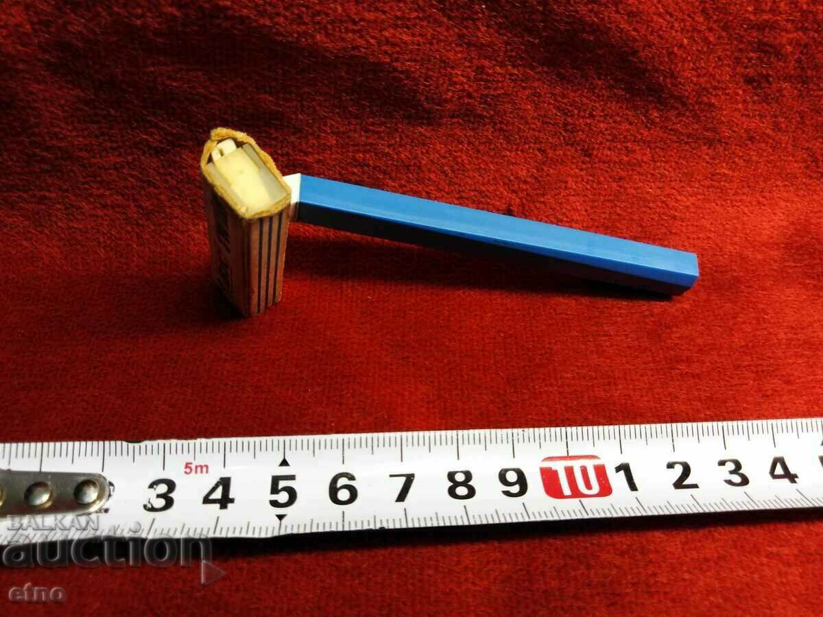 VINTAGE BIC TWIN RAZOR IN BOX - 5 VINTAGE BIC TWIN RAZOR IN BOX - 5