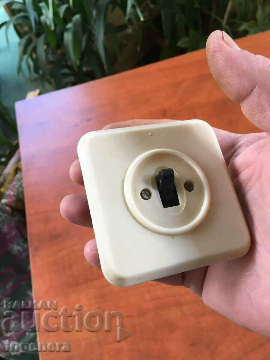 ELECTRIC WRENCH RETRO BAKELITE with price 16.00 BGN | € 8.18