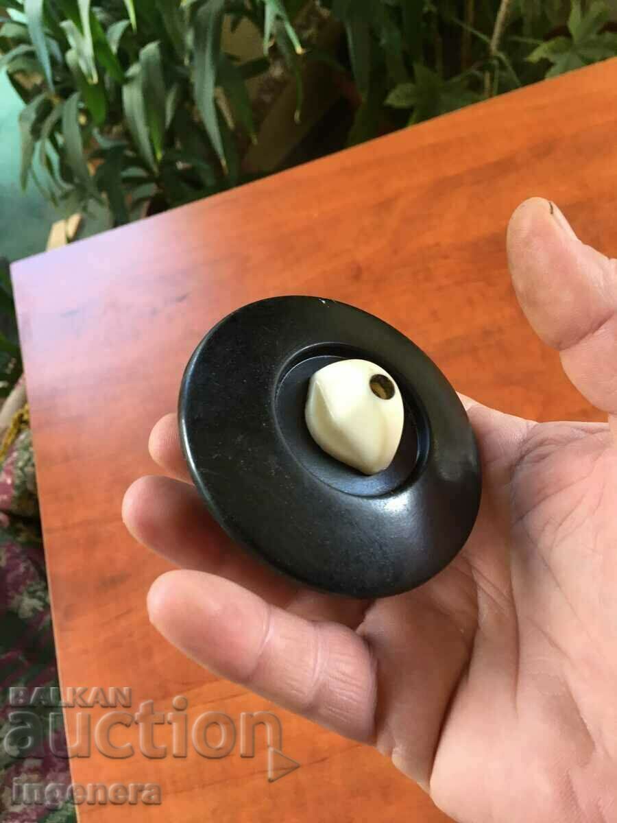 ELECTRIC WRENCH RETRO BAKELITE with price 17.00 BGN | € 8.69 ELECTRIC WRENCH RETRO BAKELITE with price 17.00 BGN | € 8.69