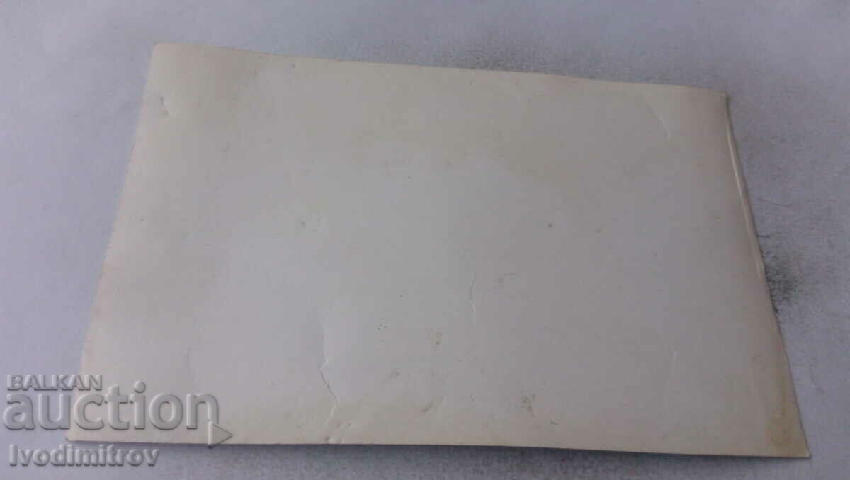 Photo Sofia A man and a woman on the National Assembly Square with price 2.15 BGN | € 1.10 Photo Sofia A man and a woman on the National Assembly Square with price 2.15 BGN | € 1.10