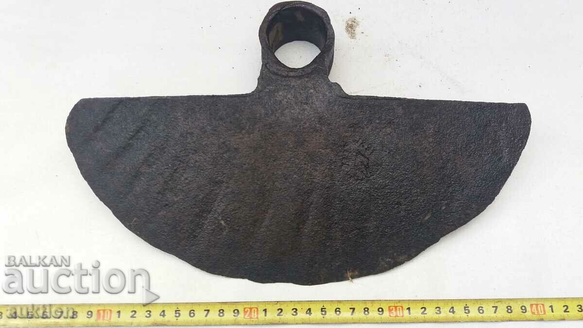 MASSIVE FORGED REVIVAL PICK with price 9.99 BGN | € 5.11