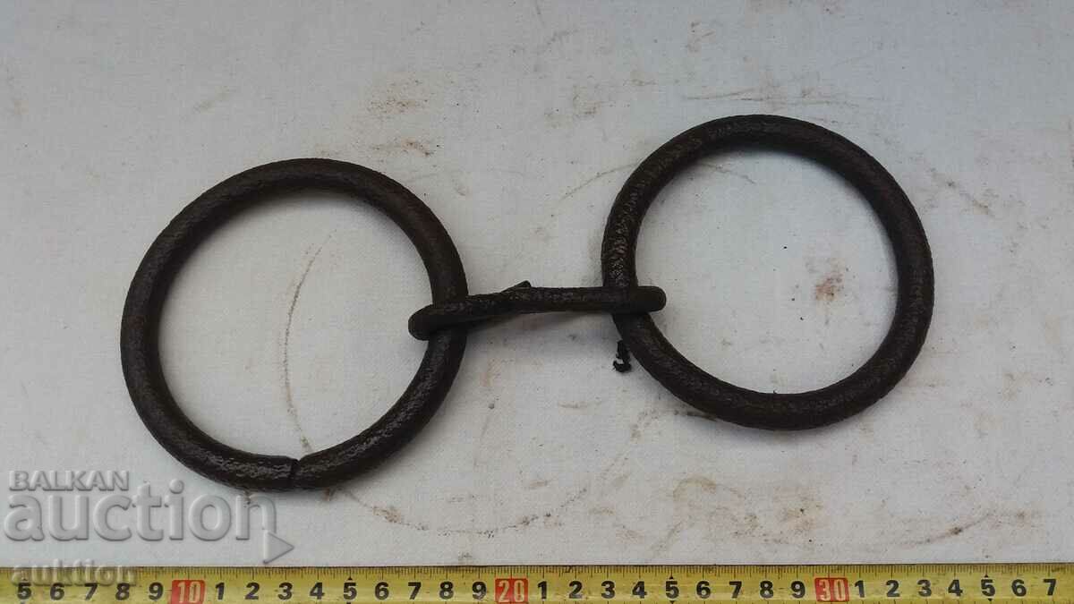 ΣΦΥΡΗΤΑ ΔΑΧΤΥΛΙΔΙΑ ΑΝΑΓΕΝΝΗΣΗΣ, ΚΛΕΙΔΑΡΙΑ με τιμή 2.49 BGN | € 1.27 ΣΦΥΡΗΤΑ ΔΑΧΤΥΛΙΔΙΑ ΑΝΑΓΕΝΝΗΣΗΣ, ΚΛΕΙΔΑΡΙΑ με τιμή 2.49 BGN | € 1.27