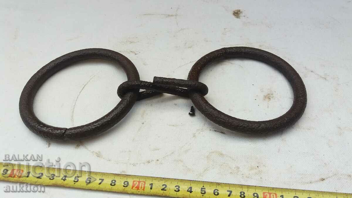 Παράδοση ΣΦΥΡΗΤΑ ΔΑΧΤΥΛΙΔΙΑ ΑΝΑΓΕΝΝΗΣΗΣ, ΚΛΕΙΔΑΡΙΑ Παράδοση ΣΦΥΡΗΤΑ ΔΑΧΤΥΛΙΔΙΑ ΑΝΑΓΕΝΝΗΣΗΣ, ΚΛΕΙΔΑΡΙΑ