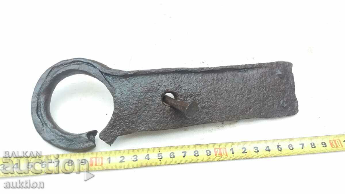 WROUGHT REVIVAL LOCK FOR THE GATE with price 3.99 BGN | € 2.04 WROUGHT REVIVAL LOCK FOR THE GATE with price 3.99 BGN | € 2.04