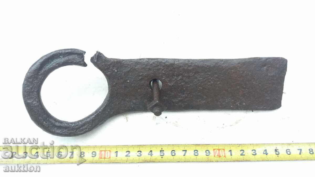 WROUGHT REVIVAL LOCK FOR THE GATE - 6 WROUGHT REVIVAL LOCK FOR THE GATE - 6