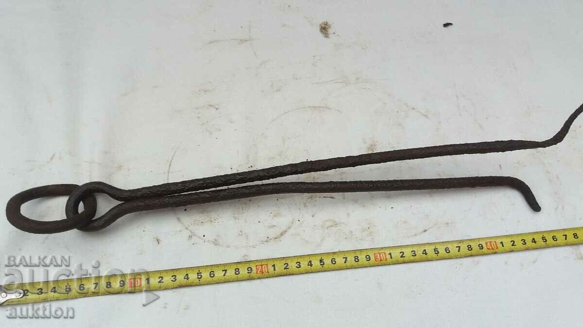 PETIC FORJAT DE RENASARE, BLOCARE INEL cu preț 3.99 BGN | € 2.04 PETIC FORJAT DE RENASARE, BLOCARE INEL cu preț 3.99 BGN | € 2.04