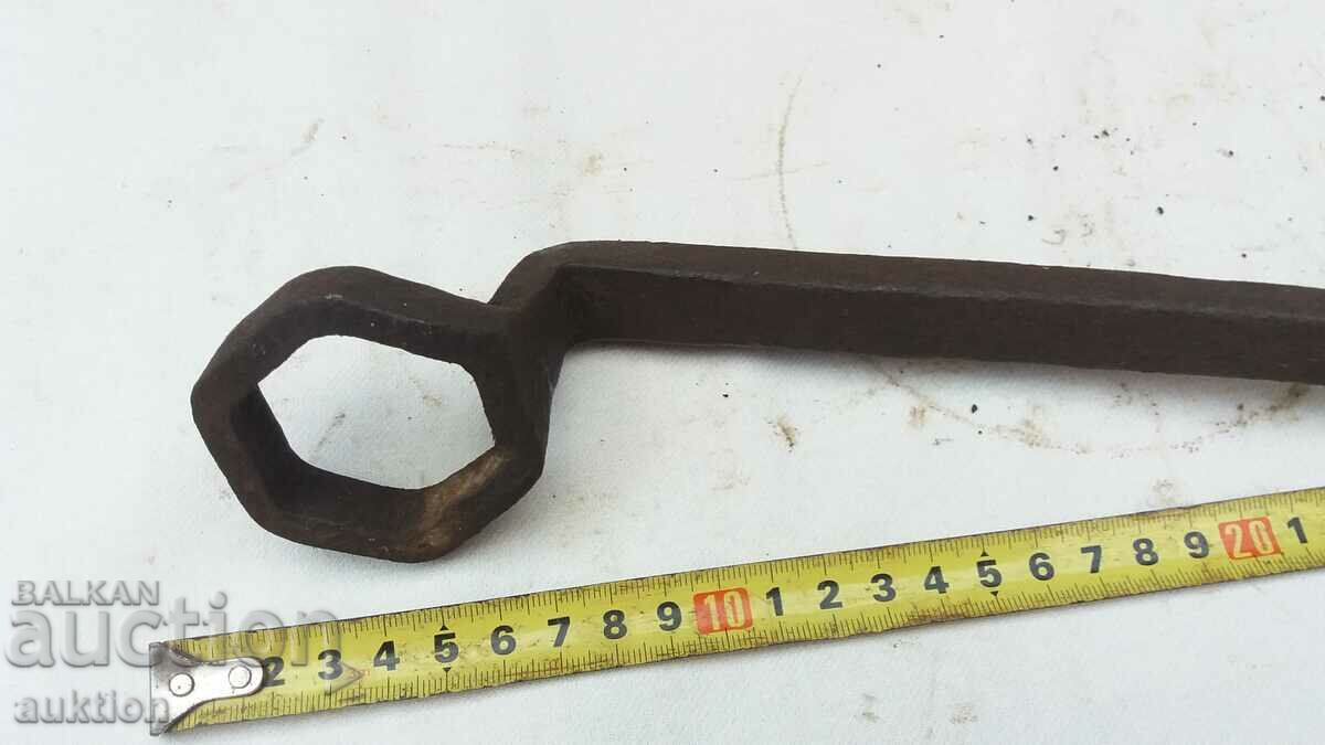 FORGED KEY OF PHAETON, WAGON, TWO WHEELER - 6