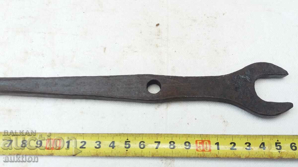 Auction SOC. STEEL WHEEL WRENCH Auction SOC. STEEL WHEEL WRENCH