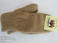 Machine-Knitted Camel One-Finger Kid's Gloves,