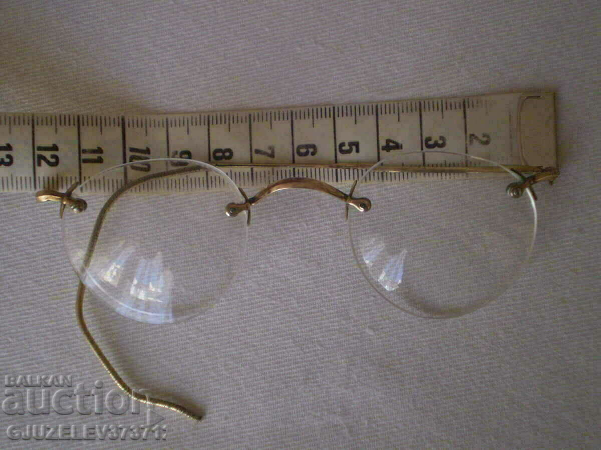 antique collectible glasses gold plating with price 55.00 BGN | € 28.12 antique collectible glasses gold plating with price 55.00 BGN | € 28.12