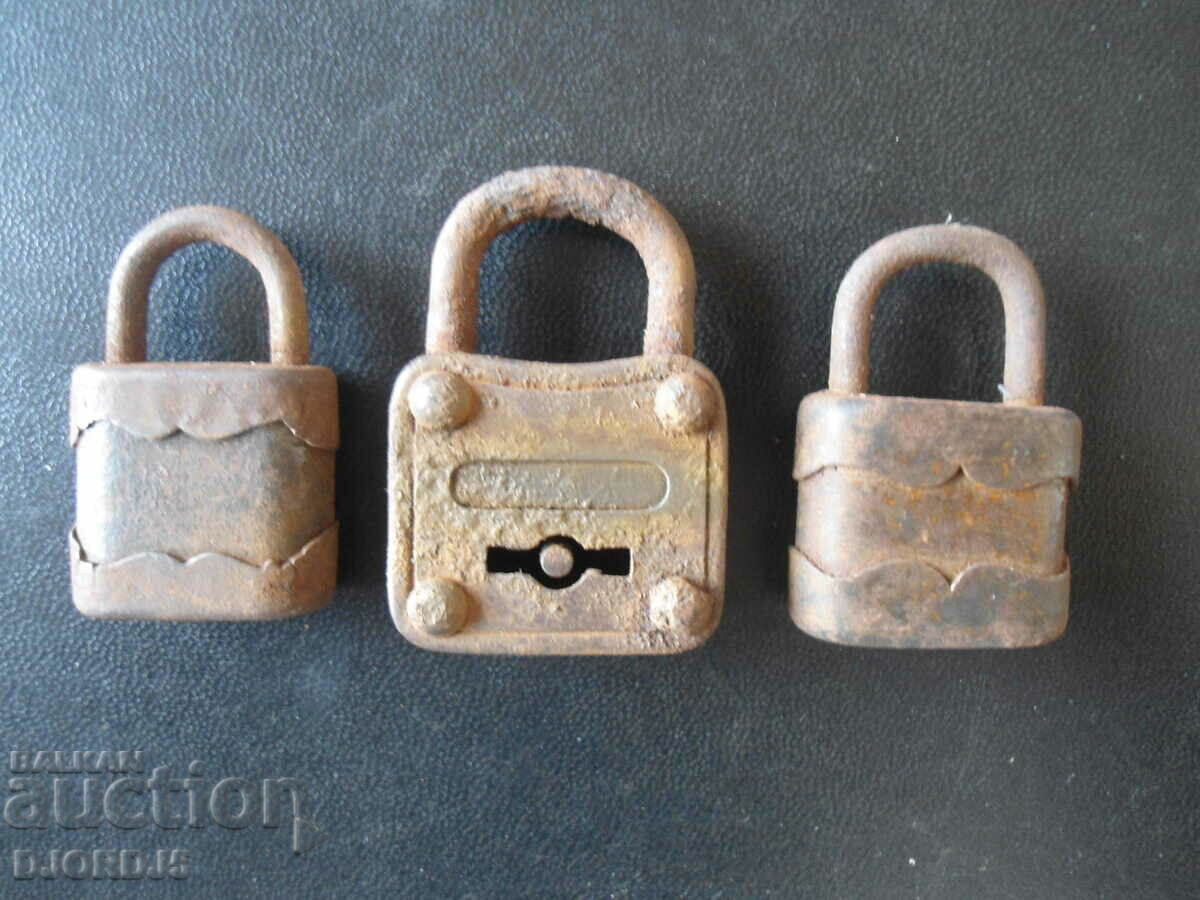 Lot of old padlocks, 3 pieces