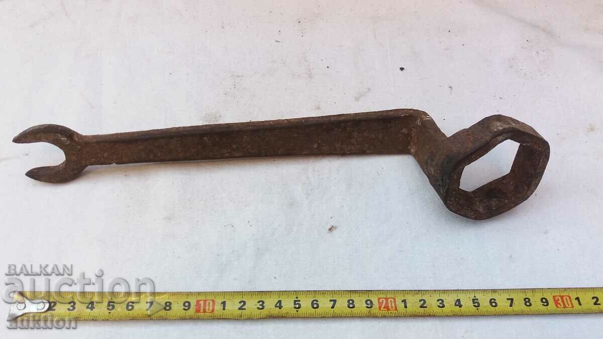 FORGED RENAISSANCE KEY OF PHAETON, TWO-WHEEL, WAGON - 7 FORGED RENAISSANCE KEY OF PHAETON, TWO-WHEEL, WAGON - 7