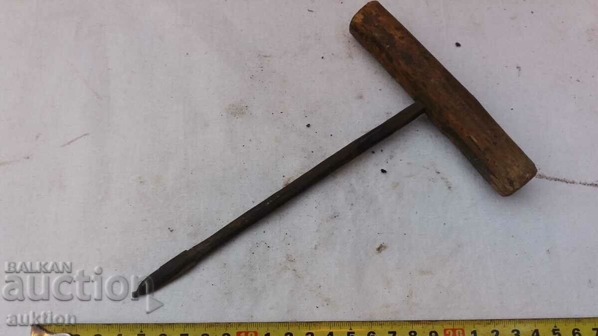 Auction FORGED ORPHAN TOOL - DRILL, MITCAP Auction FORGED ORPHAN TOOL - DRILL, MITCAP