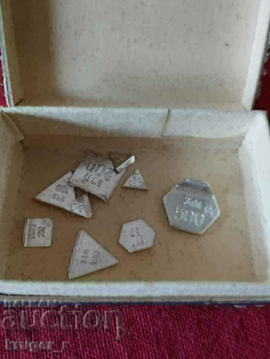 Auction  Old milligram scales BDS 6101 - 66