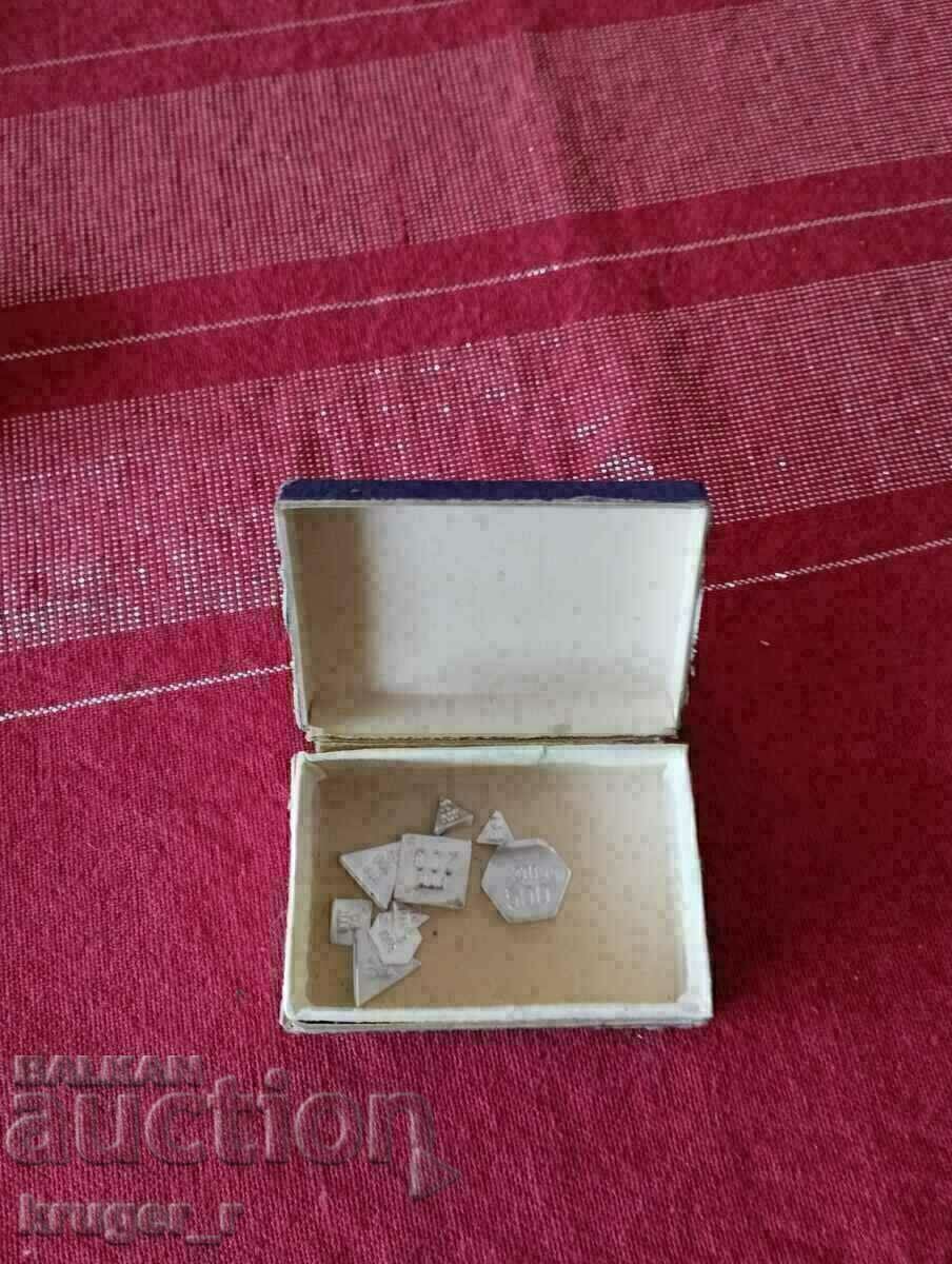 Old milligram scales BDS 6101 - 66