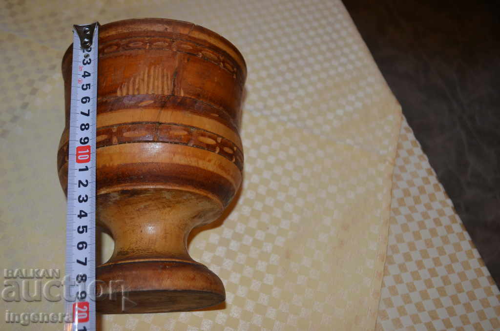 Auction LARGE WOODEN CUP CHAESE, HAVANCHE VASE WOODWORK Auction LARGE WOODEN CUP CHAESE, HAVANCHE VASE WOODWORK