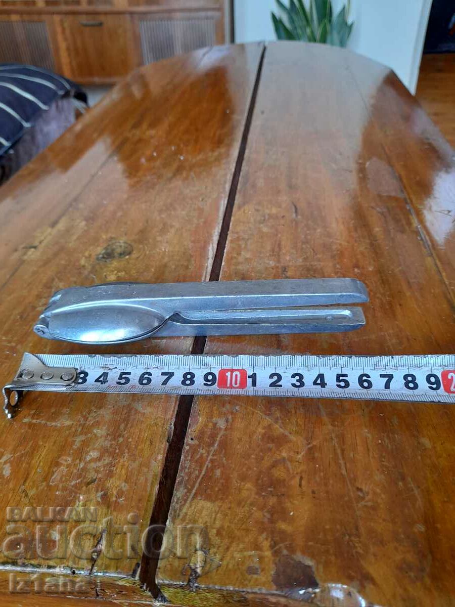 Old kitchen tool, press, mold - 7 Old kitchen tool, press, mold - 7