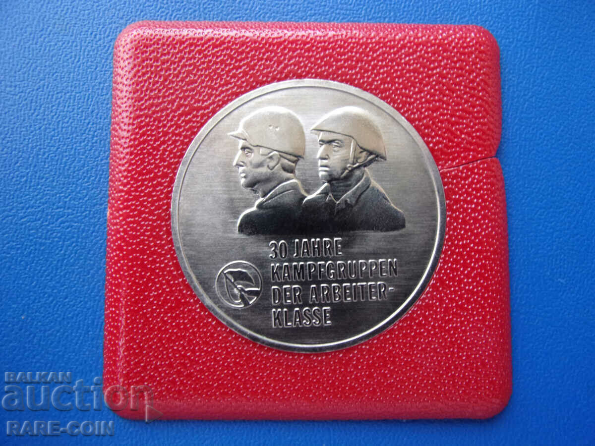 RS(43)  ГДР  10  Марки 1983 със сертификат  UNC Rare