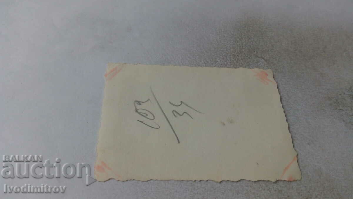 Φωτογραφία Άνδρες και γυναίκες με μαγιό στην πισίνα με τιμή 2.35 BGN | € 1.20 Φωτογραφία Άνδρες και γυναίκες με μαγιό στην πισίνα με τιμή 2.35 BGN | € 1.20