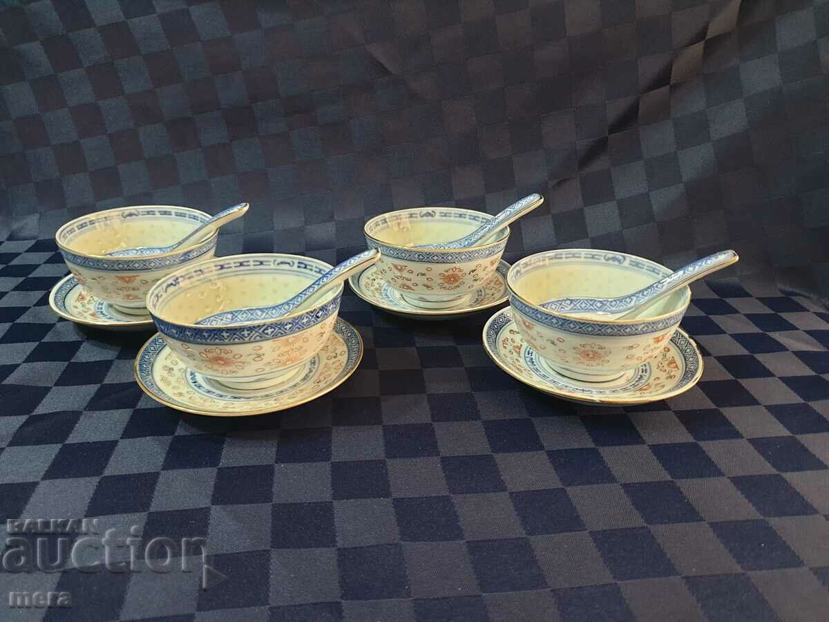 Porcelain Chinese bowls, spoons and saucers - 4 sets.
