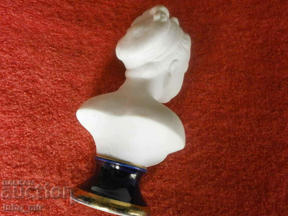 OLD PORCELAIN BUST - JAPAN - 7 OLD PORCELAIN BUST - JAPAN - 7