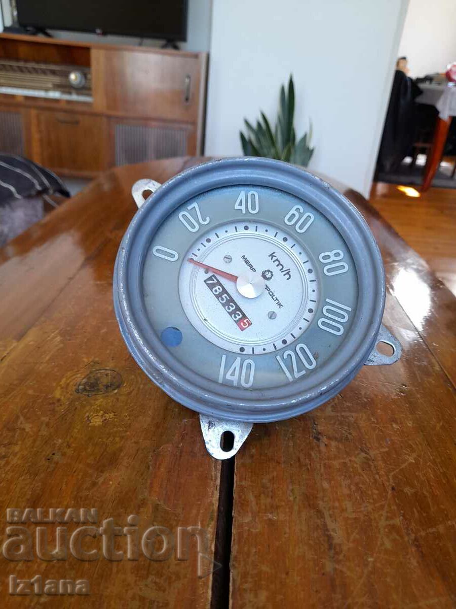 Old speedometer, mileage Warsaw