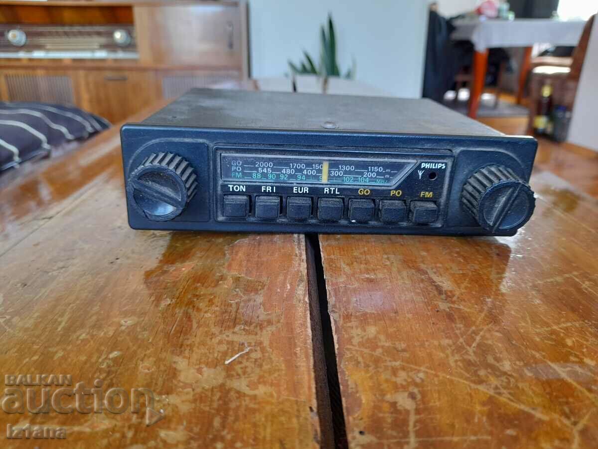 Old Philips car radio