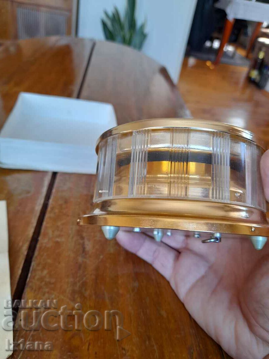 Vechi suport pentru sticle muzicale - 5