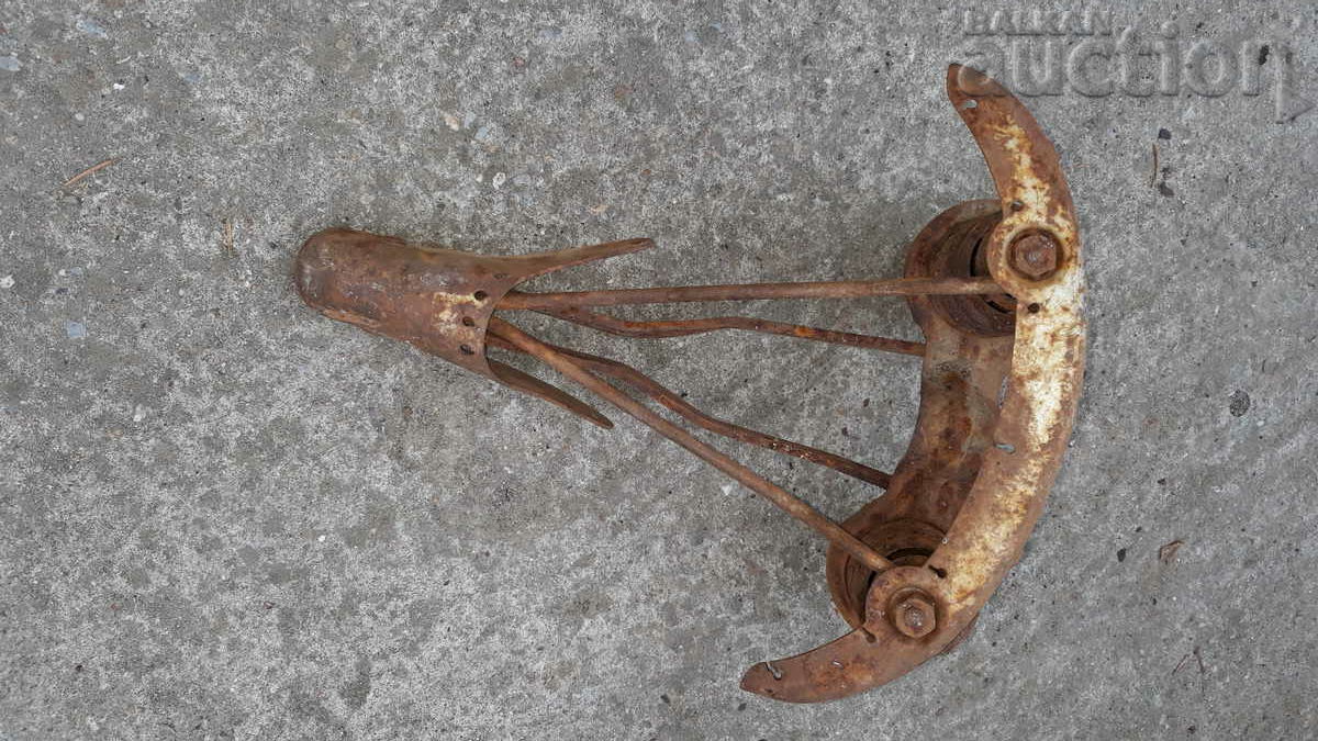 Delivery of antique leather bicycle wheel seat