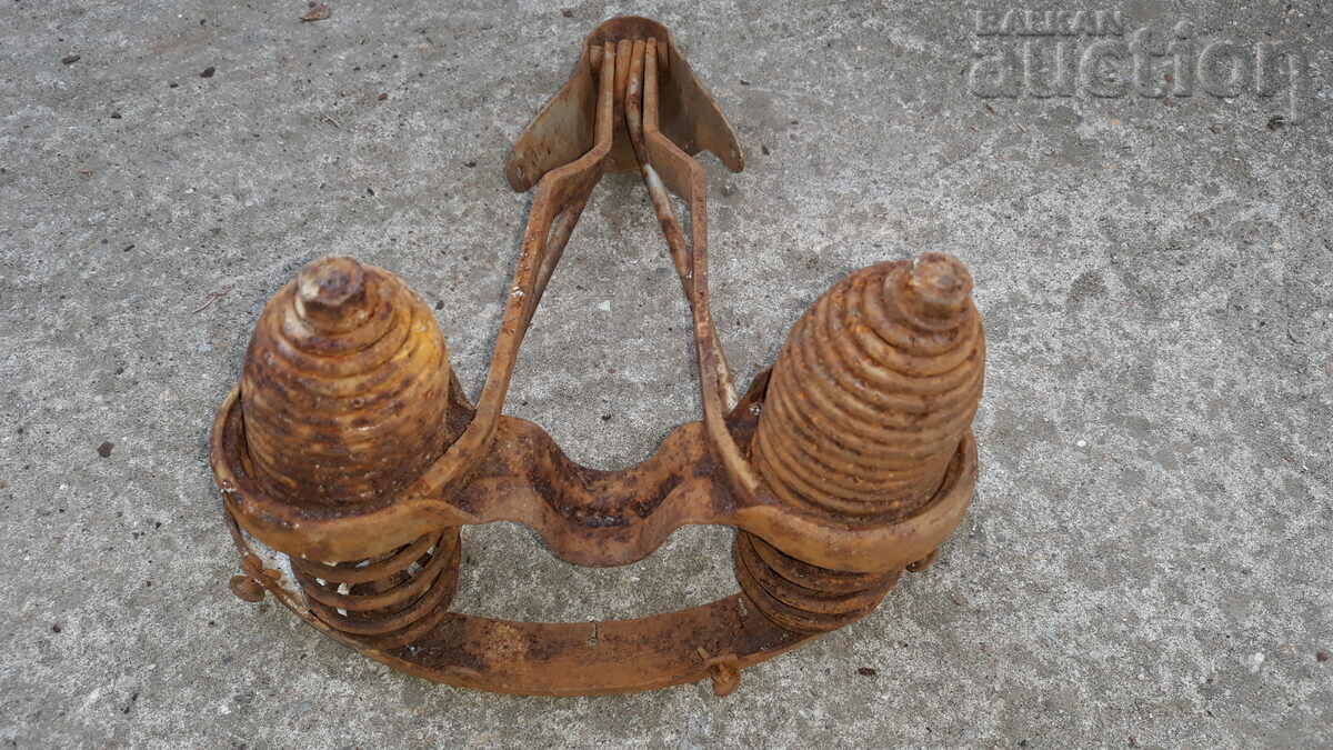 antique leather bicycle wheel seat - 5