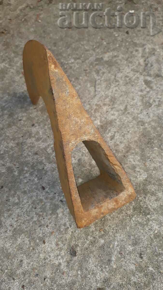 ancient primitive axe with price 31.00 BGN | € 15.85 ancient primitive axe with price 31.00 BGN | € 15.85