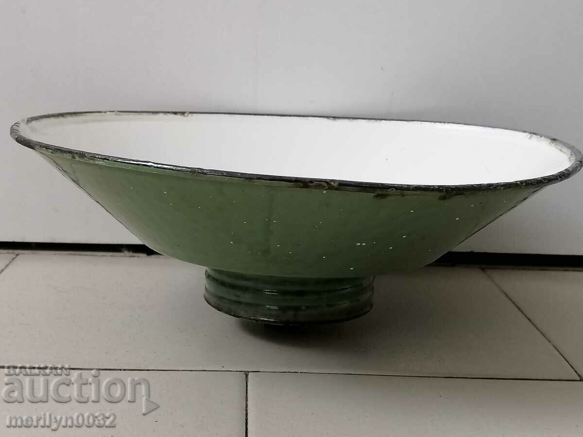 Delivery of Old lamp reflector enamel stand