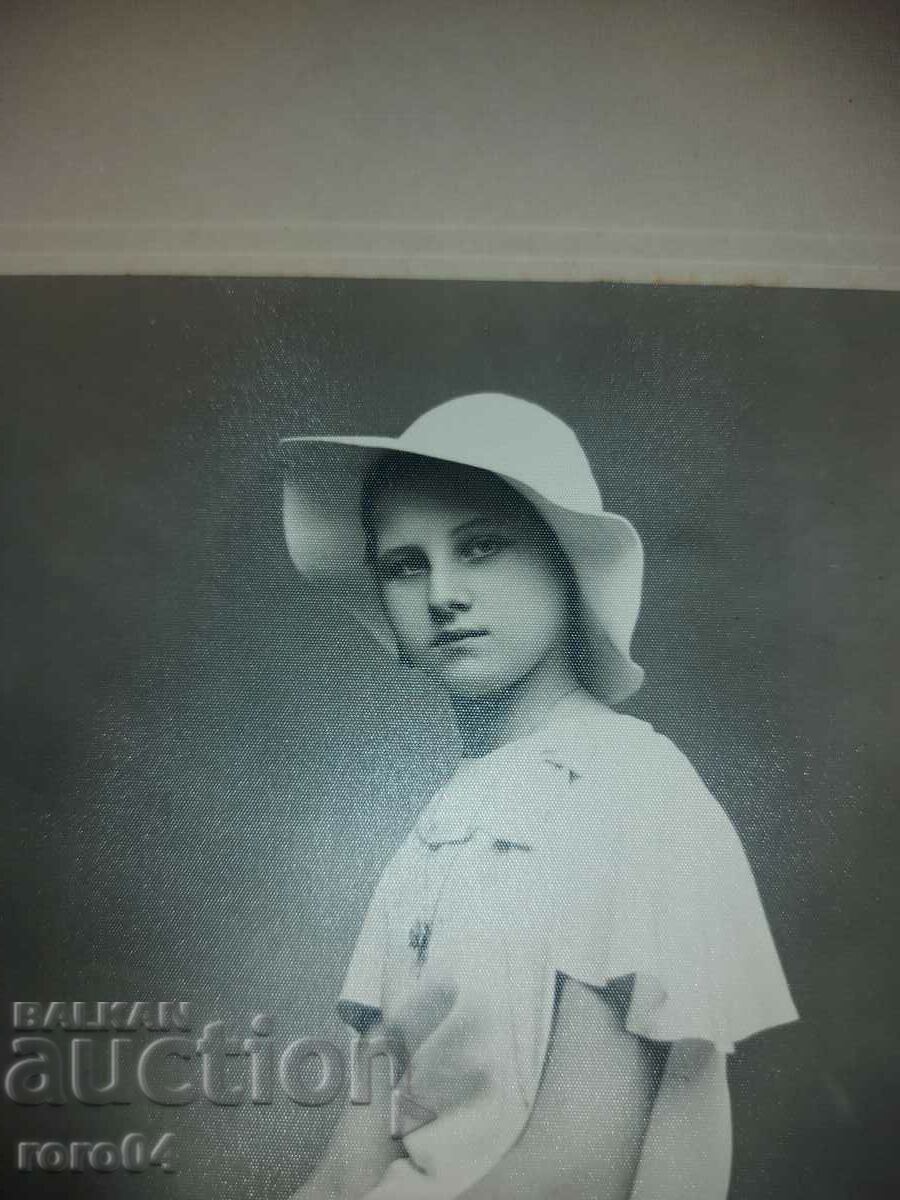 YAMBOL - PHOTO - EAGLE - CARDBOARD - 7 YAMBOL - PHOTO - EAGLE - CARDBOARD - 7