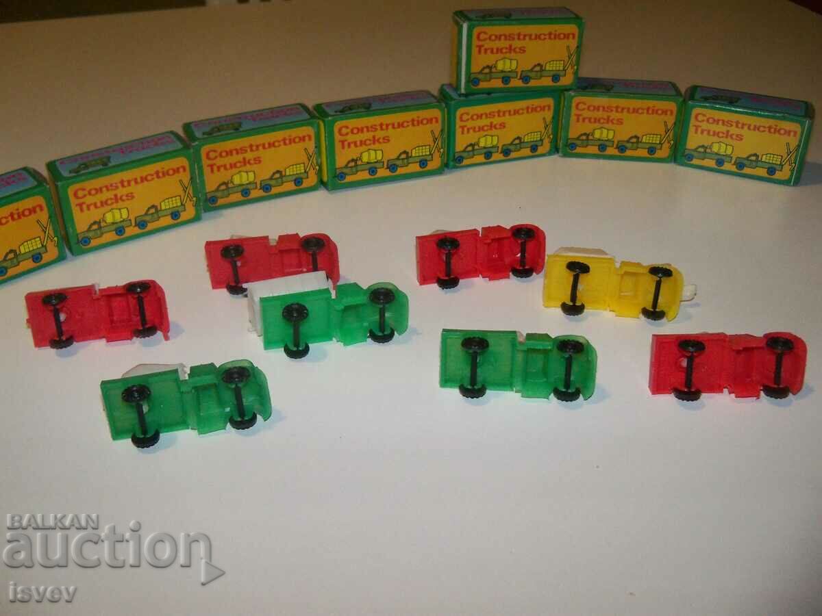 8 φορτηγά παιχνίδια που κατασκευάστηκαν στο Χονγκ Κονγκ το 1960. - 5 8 φορτηγά παιχνίδια που κατασκευάστηκαν στο Χονγκ Κονγκ το 1960. - 5