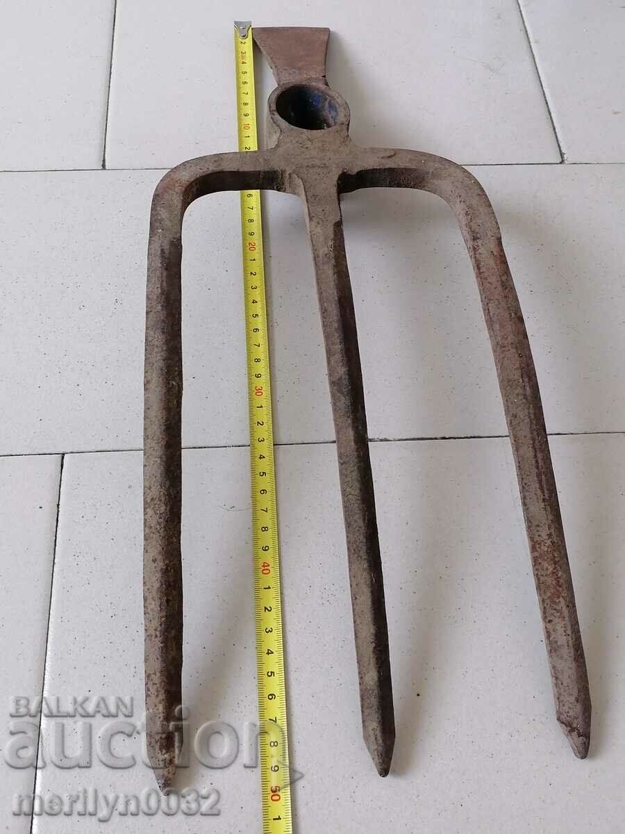 Delivery of Antique wrought iron cottage pickaxe digger turner Delivery of Antique wrought iron cottage pickaxe digger turner