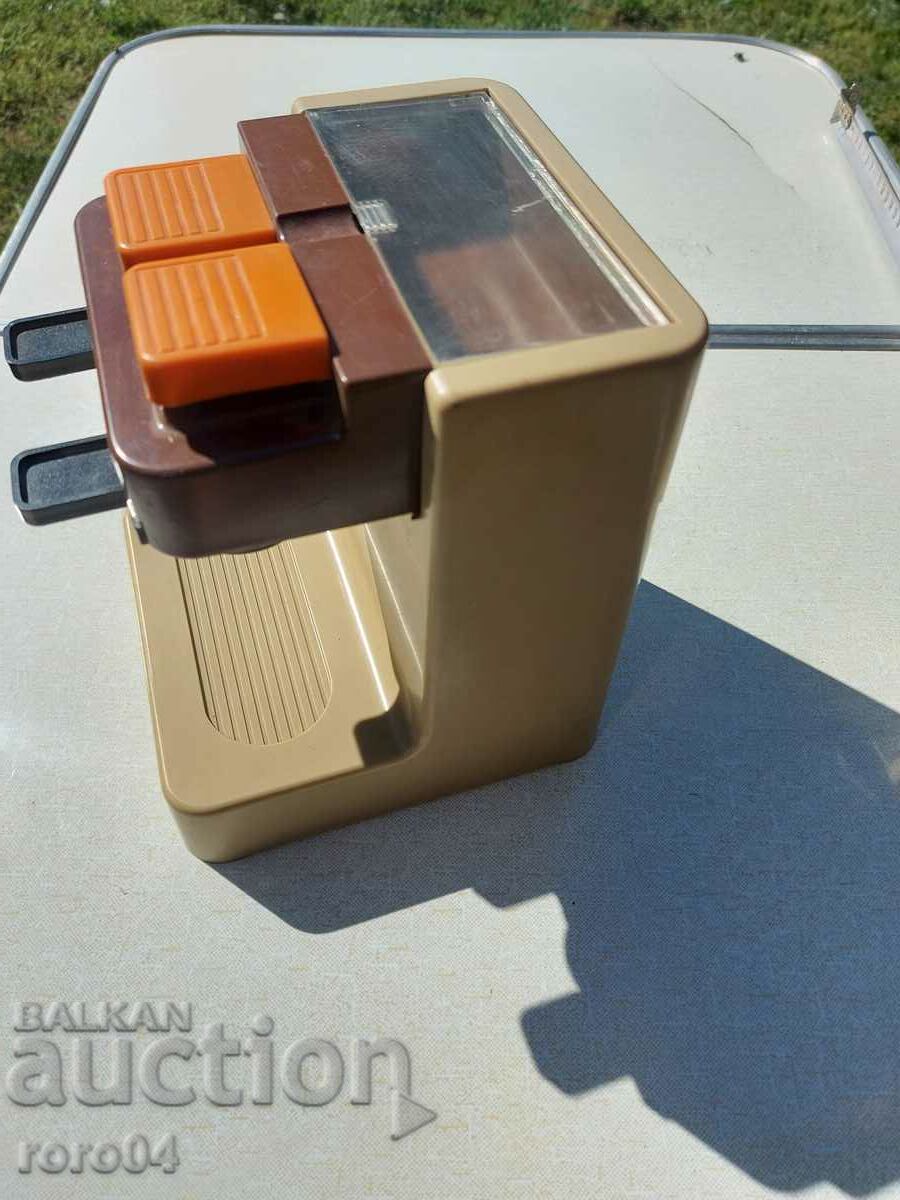 CHILDREN'S TOY - COFFEE MACHINE with price 40.50 BGN | € 20.71 CHILDREN'S TOY - COFFEE MACHINE with price 40.50 BGN | € 20.71