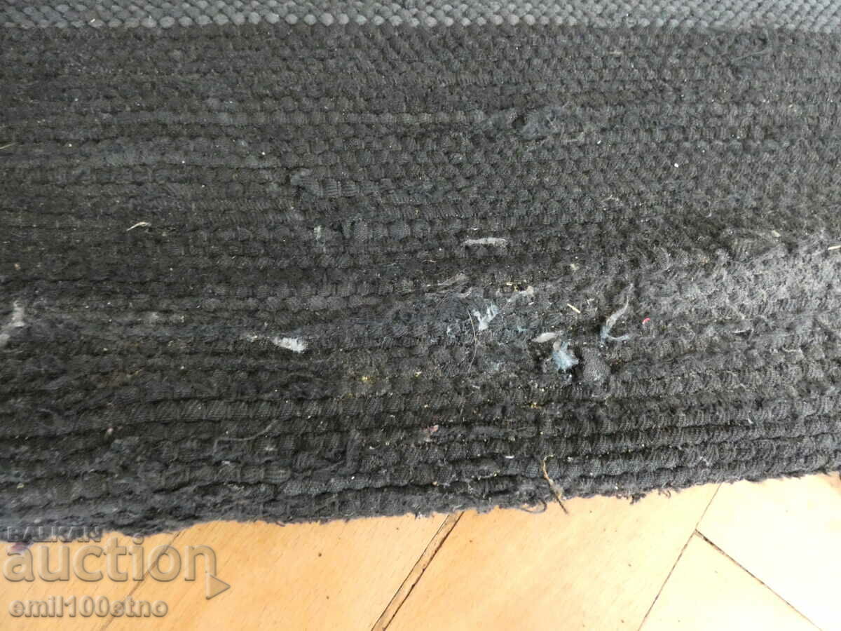 Delivery of Old rug - path Delivery of Old rug - path