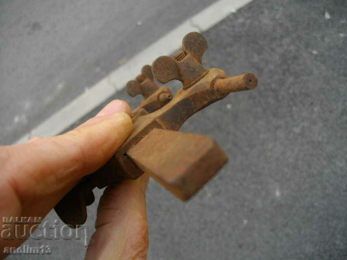 OLD WATCHMAKING TOOL PIVOT - 5 OLD WATCHMAKING TOOL PIVOT - 5