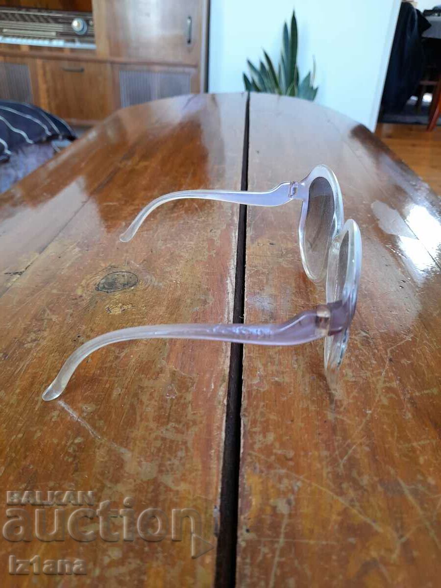 Old Women's Sunglasses with price 10.00 BGN | € 5.11 Old Women's Sunglasses with price 10.00 BGN | € 5.11