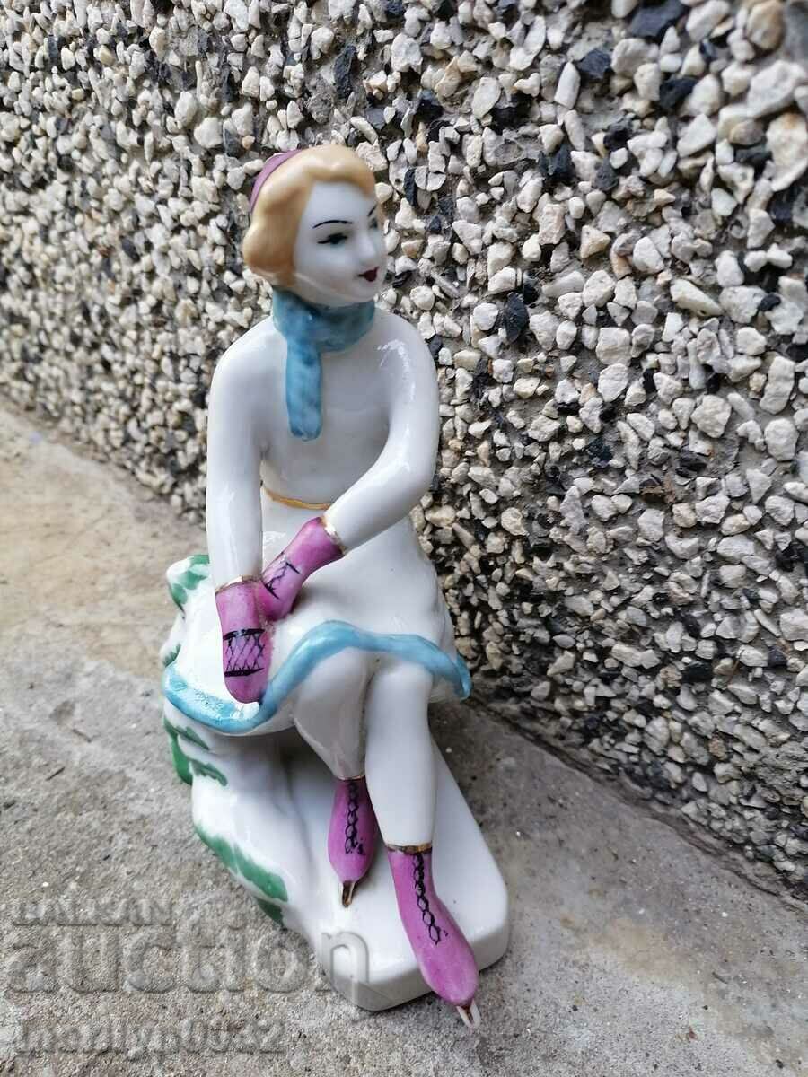 Auction Porcelain figure 16 cm plastic statuette porcelain USSR Auction Porcelain figure 16 cm plastic statuette porcelain USSR