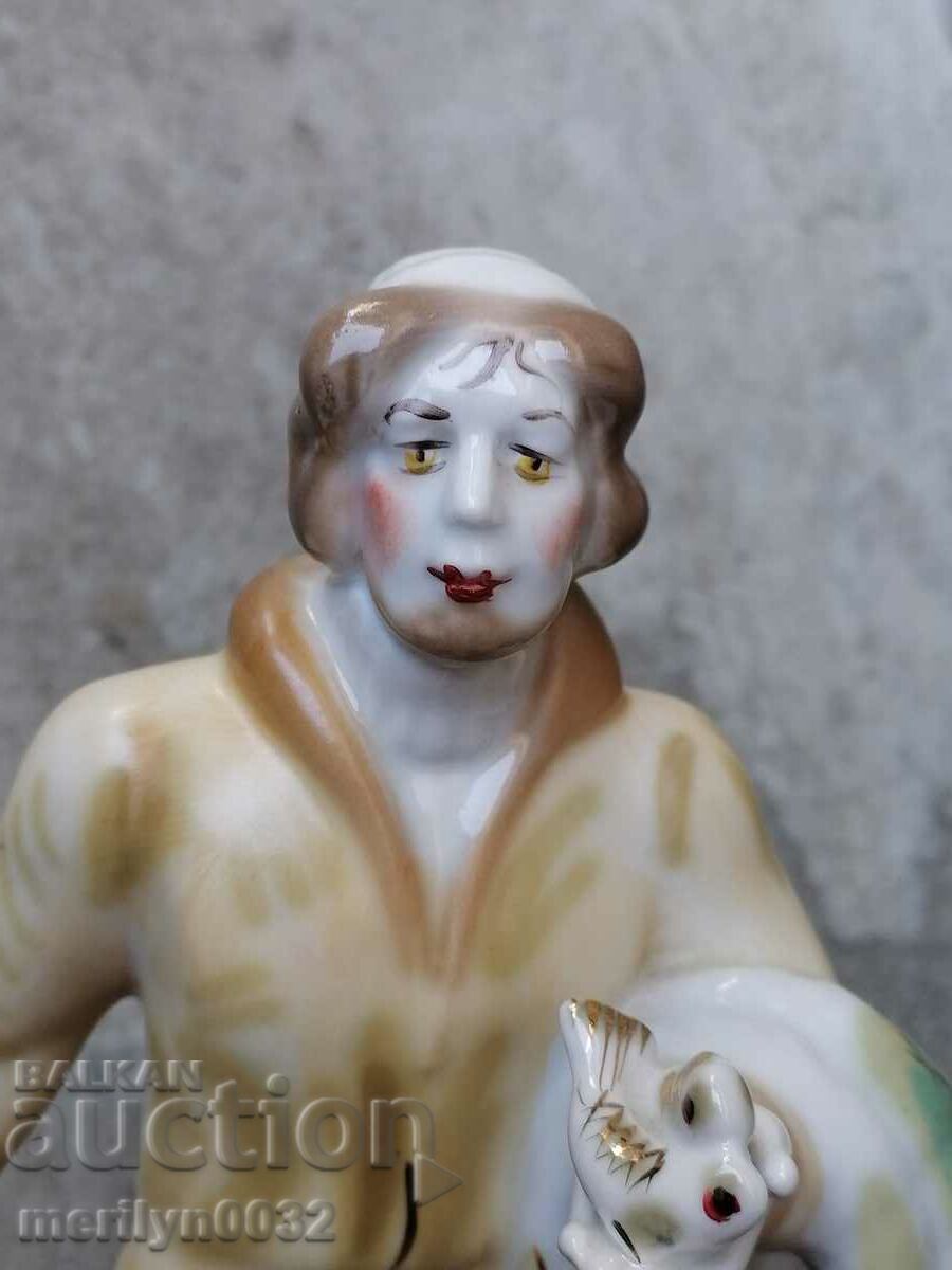 Porcelain figure, plastic, statuette, porcelain, USSR with price 197.00 BGN | € 100.72 Porcelain figure, plastic, statuette, porcelain, USSR with price 197.00 BGN | € 100.72