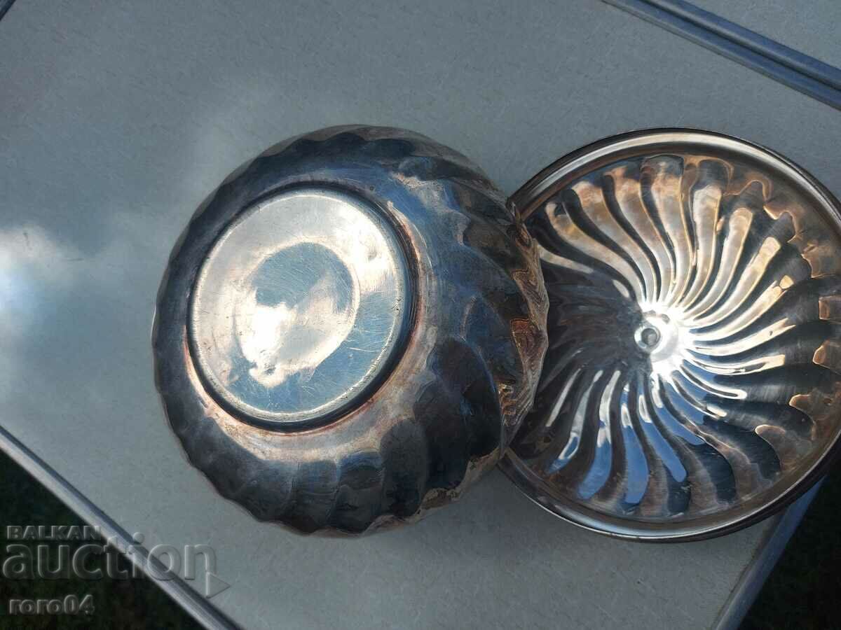 Delivery of BEAUTIFUL SILVER DISH - CANDY BOX - BOX Delivery of BEAUTIFUL SILVER DISH - CANDY BOX - BOX